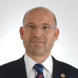 Ak Parti Bursa Milletvekili Mustafa Öztürk  Bulgaristan’daki Türkçe isimlerin silinmesine tepki gösterdi.